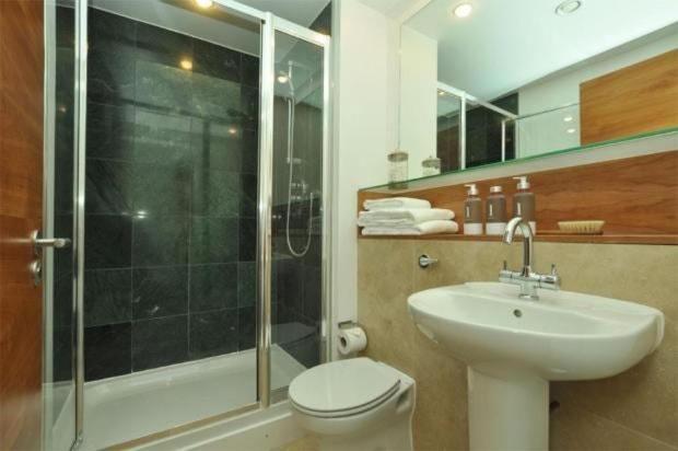 2 Bed 2 Bath Luxury Apartment In Central London Exteriör bild
